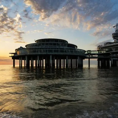 Mansion Scheveningen Beach With Garden - Longstay Apartment *